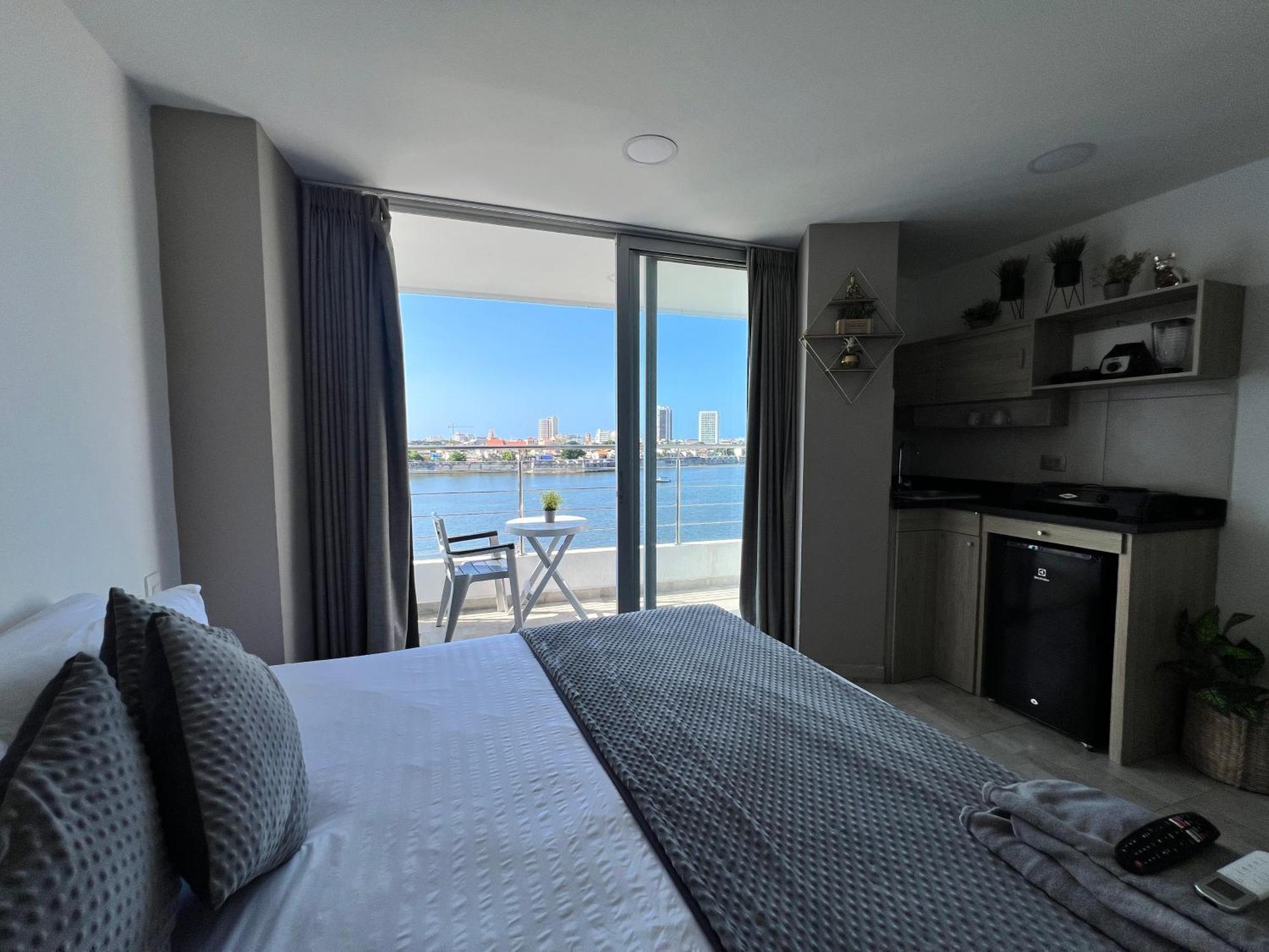 Bahia 79 Apartasuites Cerca Al Centro Cartagena Exterior foto